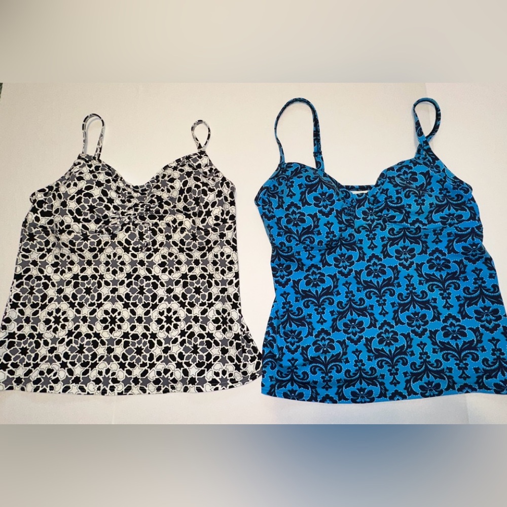 Land’s End Ladies Swim Tops Size 12